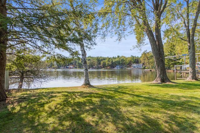 $875,000 | 1100 East Hiawatha Drive | Lake Delton