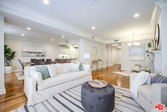 $1,399,000 | 261 South Reeves Drive, Unit 104 | Beverly Hills