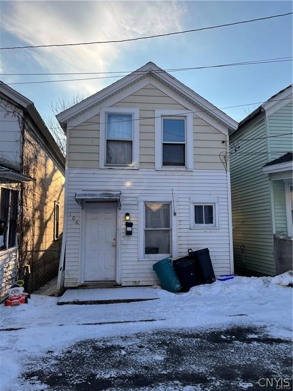 106 Green St Place, Syracuse, NY 13203 | Compass