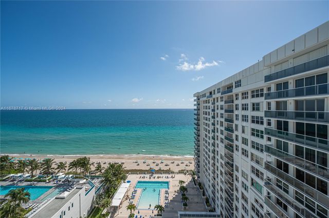 $910,000 | 2751 South Ocean Drive, Unit 1705N | South Central Beach