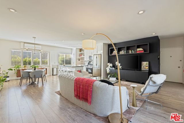 $1,049,000 | 1233 North Laurel Avenue, Unit 209 | West Hollywood Vicinity