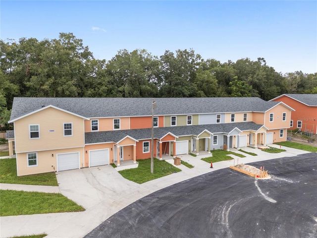 $226,500 | 1583 Northwest 29 Road, Unit 3 | Eagle Trace Townhomes