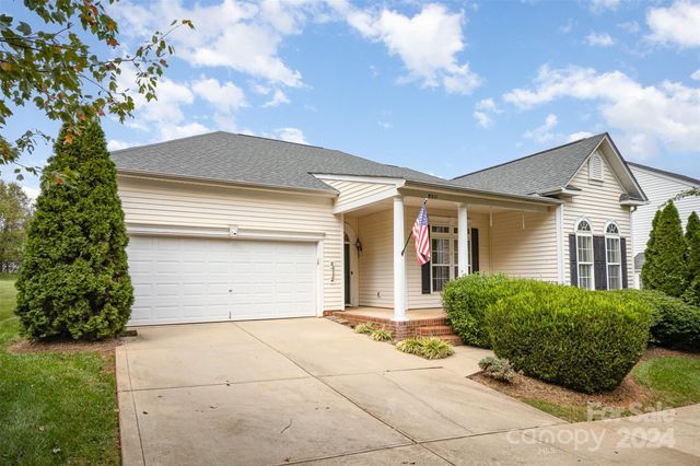 $490,000 | 8511 Castledown Drive | Gilead Ridge