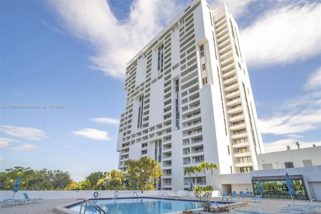 $420,000 | 20355 Northeast 34th Court, Unit 421 | Aventura