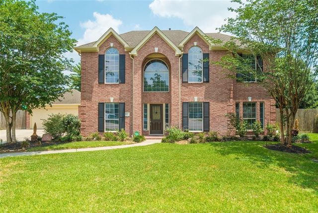 $375,000 | 611 Jeremy Court | Oak Ridge North