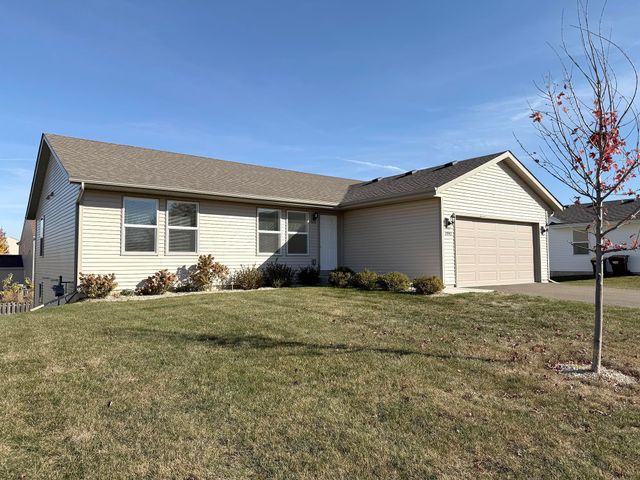 $264,900 | 2992 Hiddengreen Drive | Belvidere