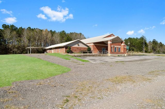 $425,000 | 1561 Hwy 69 West | Woodville