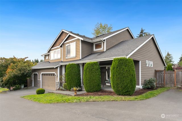 $1,185,000 | 472 Nile Avenue Northeast | East Plateau