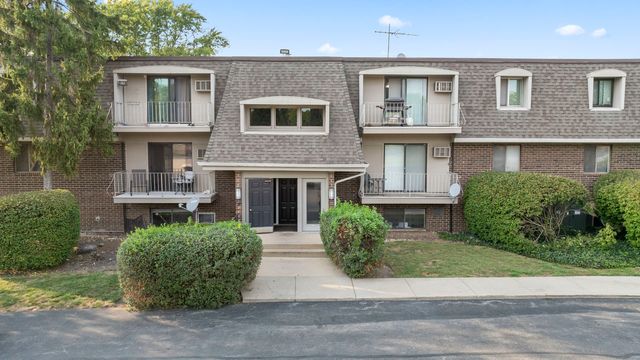 $1,750 | 258 East Bailey Road, Unit D | Naperville