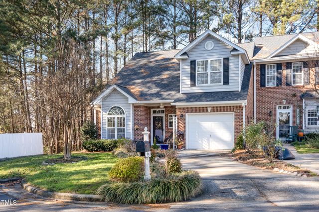 $444,000 | 2112 White Pond Court | Walden Townes