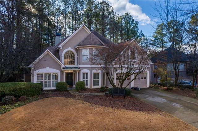 Homes for Sale with a Garage in Towne Lake, Woodstock, GA | Compass