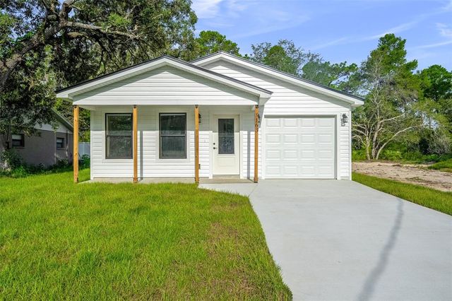 $259,000 | 4087 Tomahawk Avenue | Weeki Wachee Woodlands