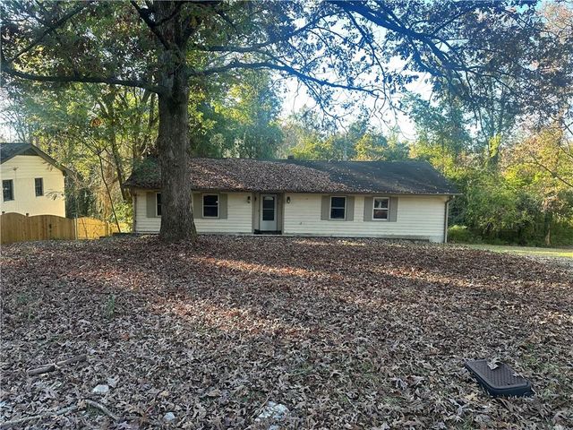 $197,000 | 383 River Road