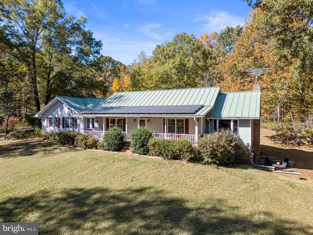 $585,000 | 24060 Cedar Mountain Drive