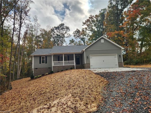 $349,900 | 548 Saddlebred Loop | Huntsville Township - Rockingham County