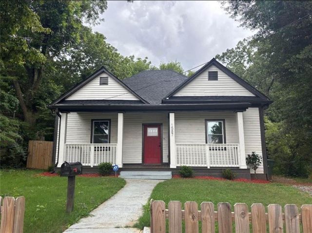 $2,250 | 1587 Jonesboro Road Southeast | South Atlanta