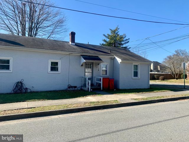 $1,550 | 223 Monroe Street | Stowe