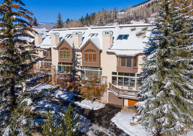 $6,999,000 | 83 Offerson Road, Unit 8 | Beaver Creek