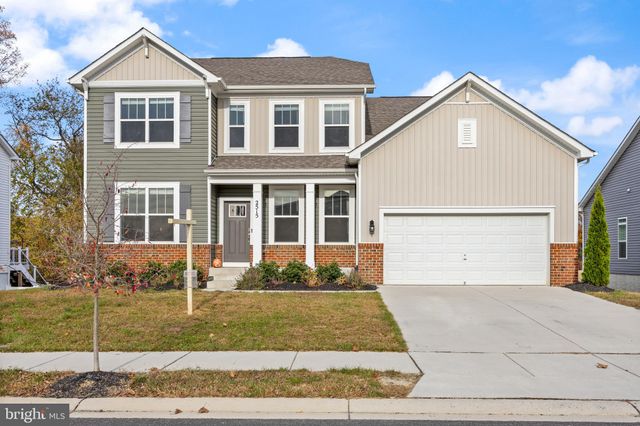 $775,000 | 2515 Monarch Way