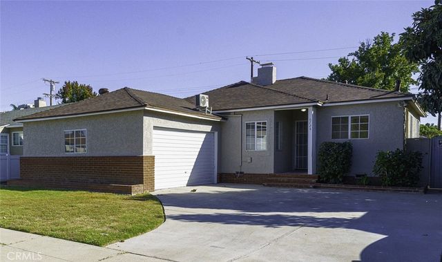 $839,900 | 6724 Chimineas Avenue | Reseda