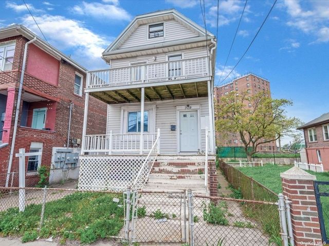 $575,000 | 309 Beach 70th Street | Arverne