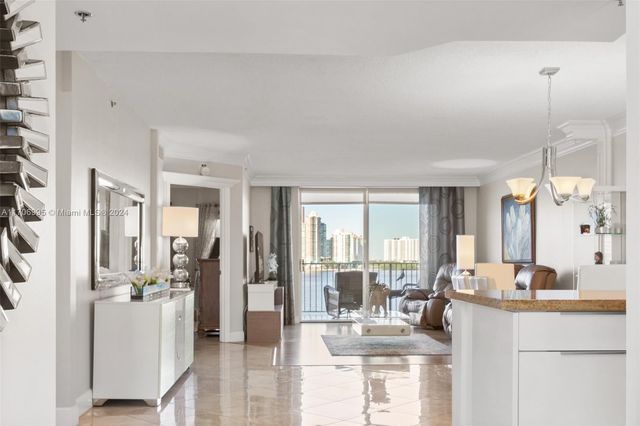 $689,900 | 18260 North Bay Road, Unit 516 | Sunny Isles Beach