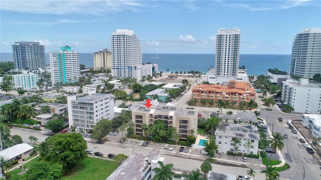 $2,800 | 520 Orton Avenue, Unit 204 | Central Beach