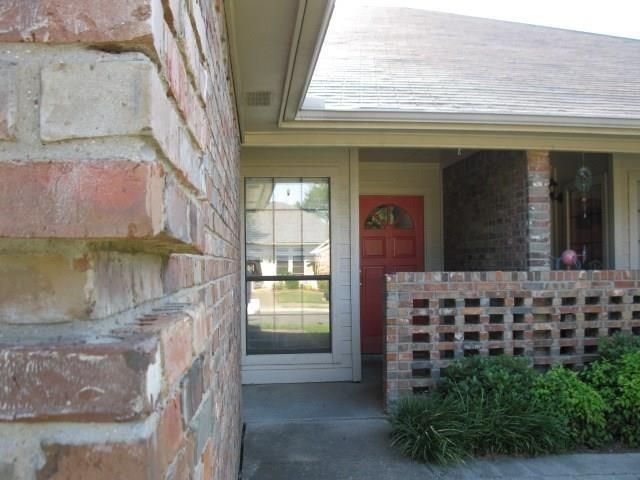 $1,950 | 4025 Garden Park Drive | North Richland Hills