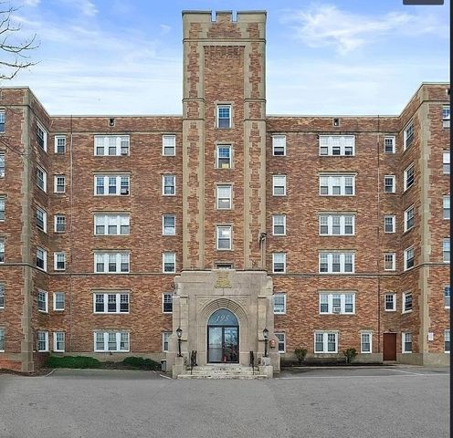 $2,200 | 195 Thomas E. Burgin Parkway, Unit 507 | Quincy Center