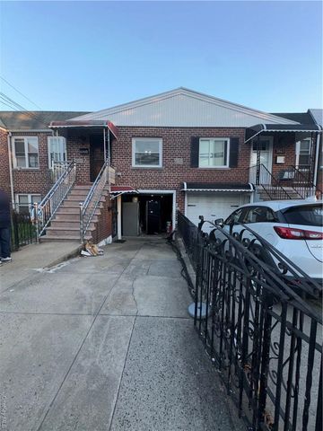 $750,000 | 2864 Philip Avenue | Throgs Neck