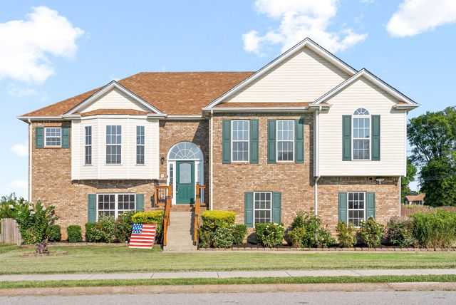 $425,000 | 894 Samantha Lane | Clarksville