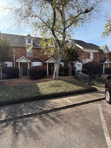 $204,900 | 35 Intown Place | Fayetteville