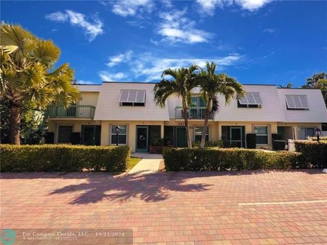 $3,500 | 842 Southeast 19th Avenue, Unit 105 | Deerfield Beach Island