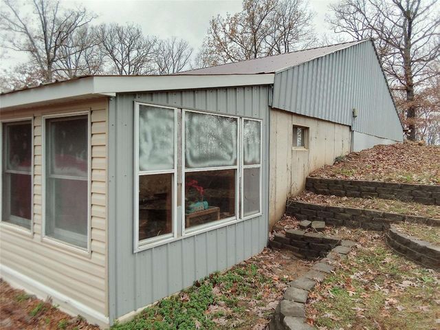 $193,000 | 2382 Rutz Road | Oak Hill Township - Crawford County