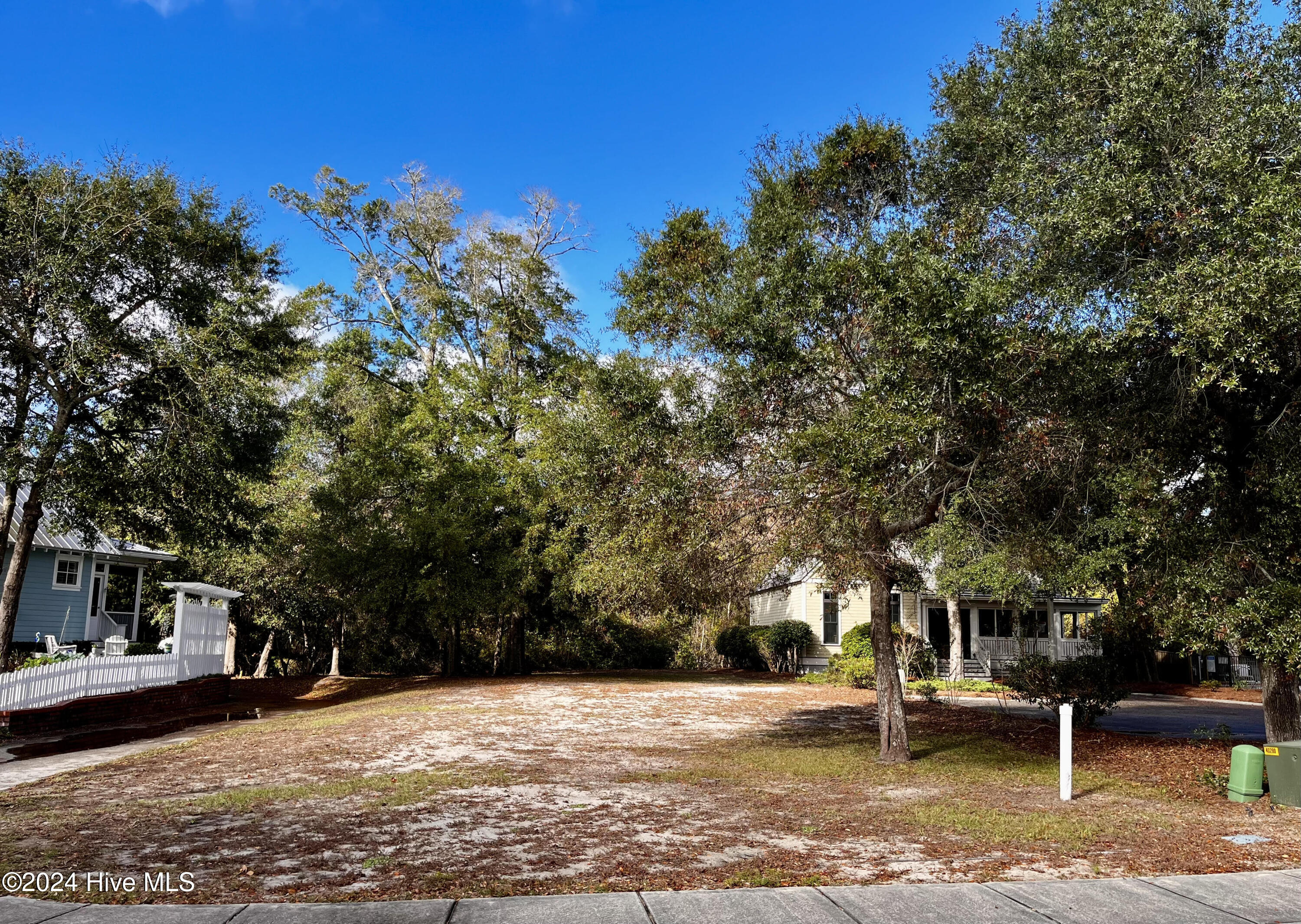 COTTAGES AT PRICES CREEK