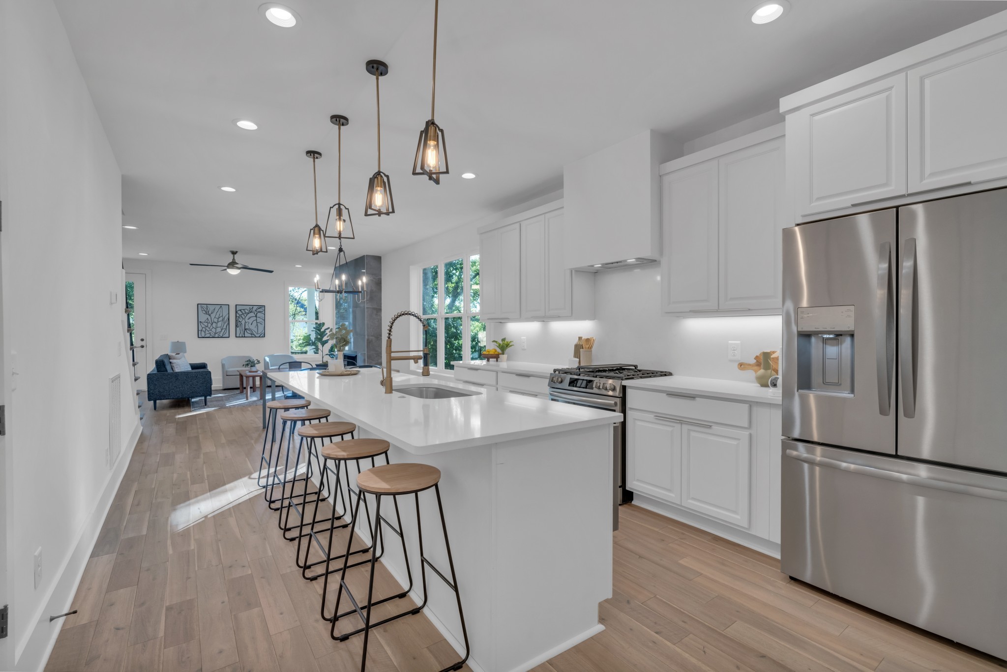 Open concept kitchen, built for entertaining!