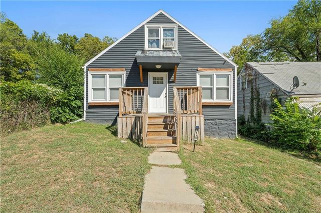 $100,000 | 3133 Chelsea Avenue | Knoches Park