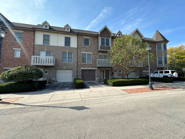 $2,500 | 124 North Prospect Street, Unit 124 | Roselle