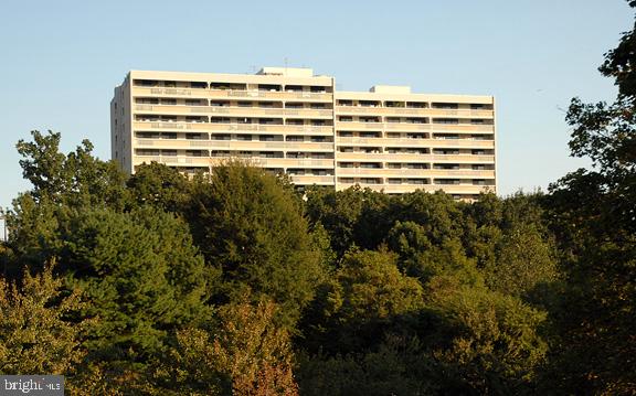 a view of a building with garden