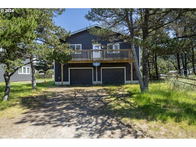 $675,000 | 33505 Cape Kiwanda Drive | Pacific City