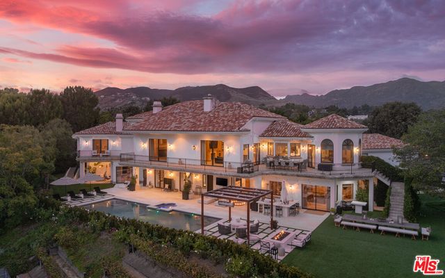 $21,500,000 | 6110 Merritt Drive | Malibu Land Side