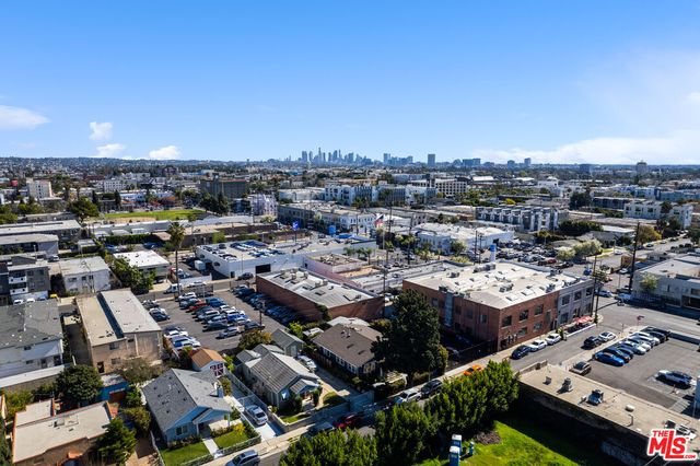 West Hollywood LA Neighborhood Guide - Compass