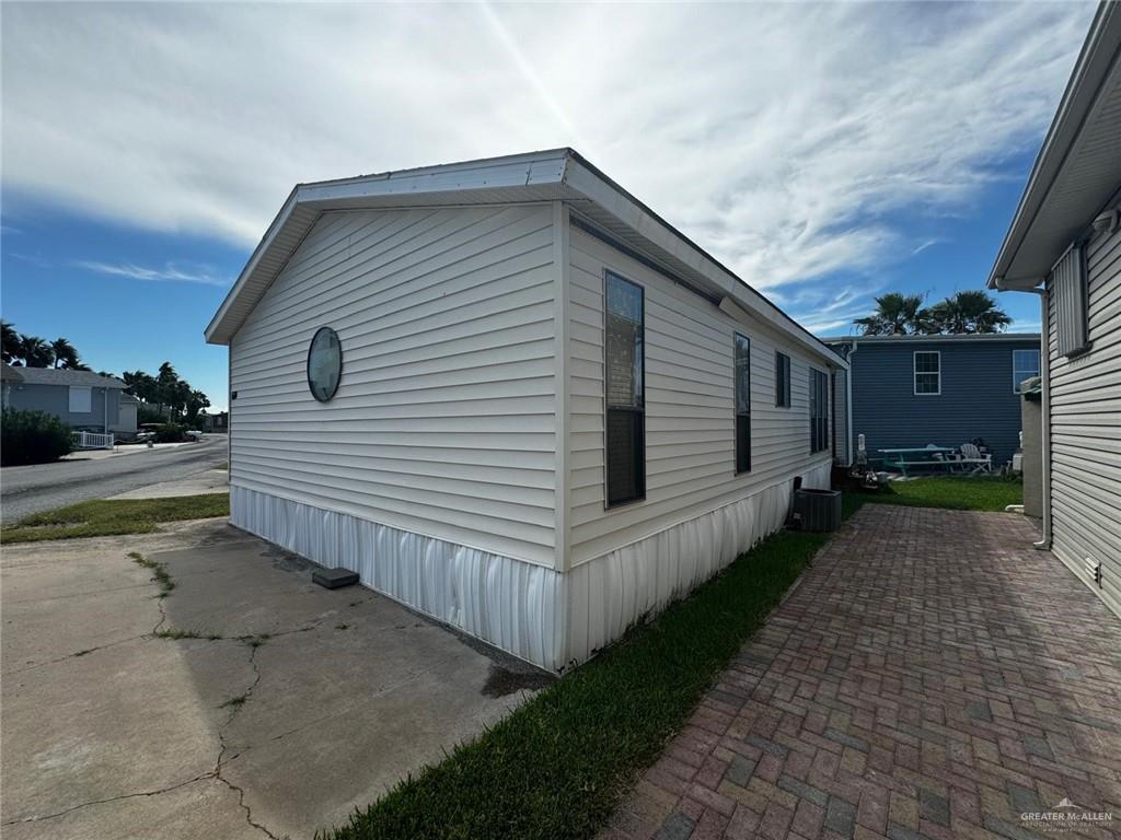 a view of a back yard of the house