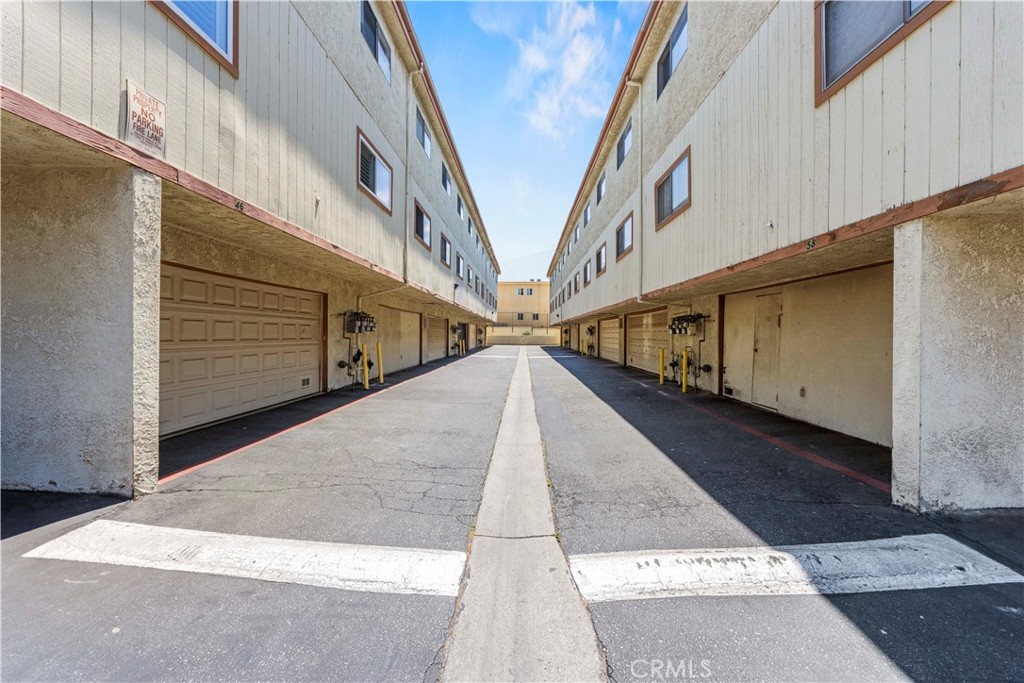 13080 Dronfield Avenue Unit 67 Sylmar CA 91342 Compass