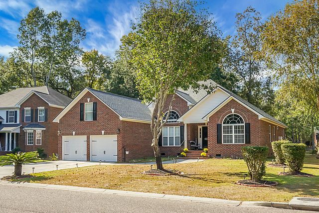 $560,000 | 5452 Clairmont Lane | Cedar Grove