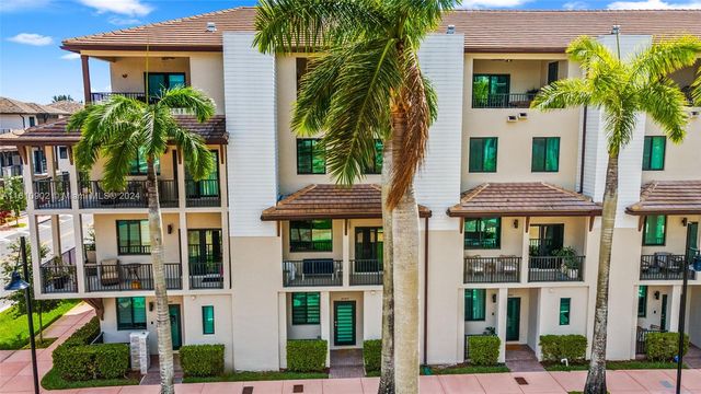 $965,000 | 4747 Northwest 85th Avenue, Unit 4747 | Doral