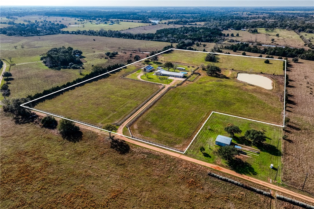 Drone / aerial view featuring a rural view