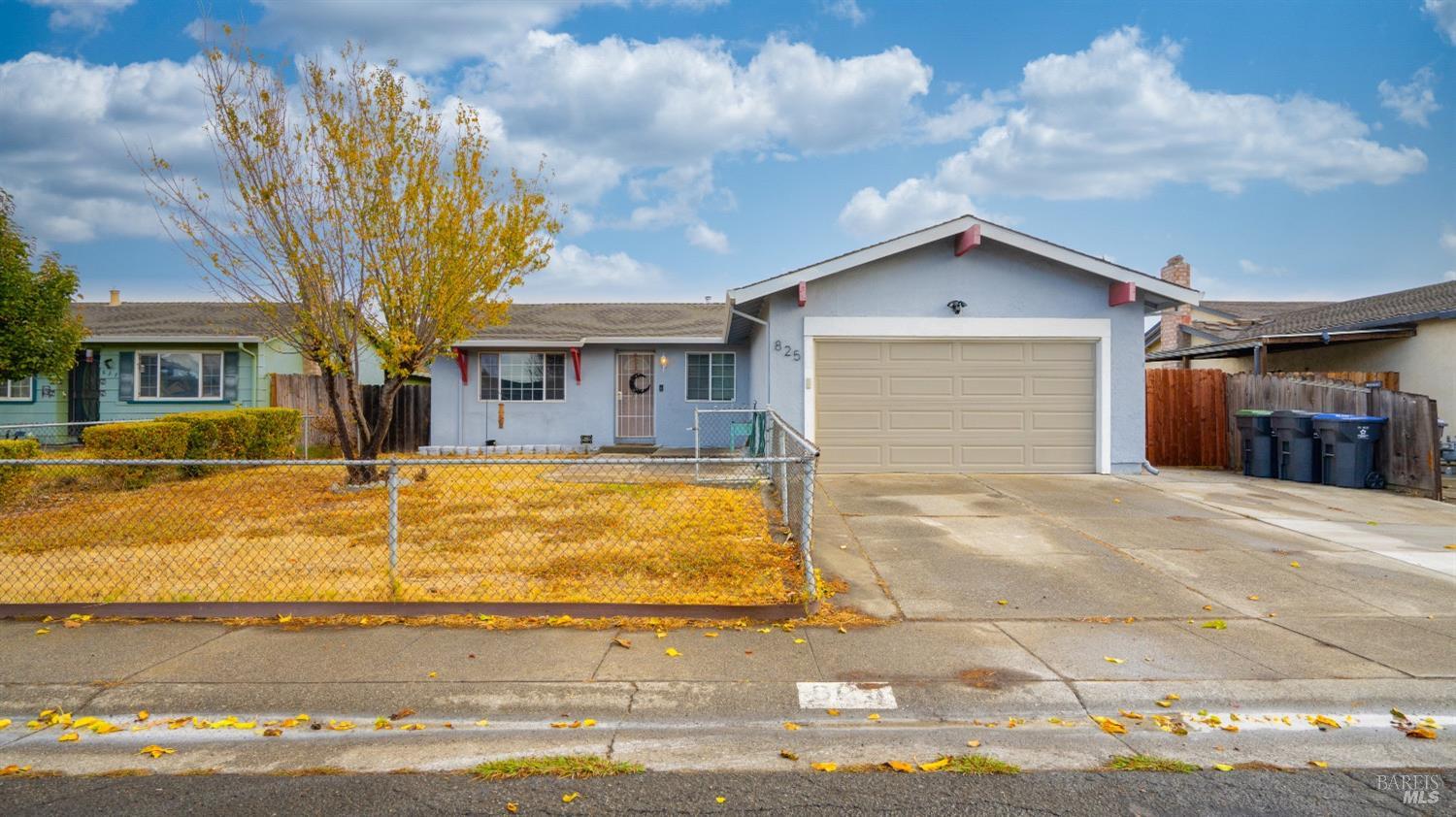 825 Blossom Ave, Suisun City, CA 94585 4BR/2BA