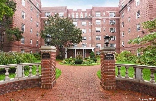 $549,000 | 77-35 113th Street, Unit 6L | Forest Hills