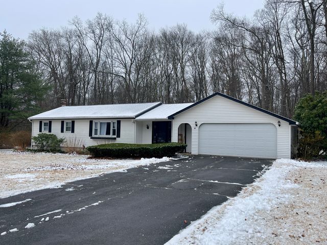 $2,695 | 40 Summit Drive | Tolland